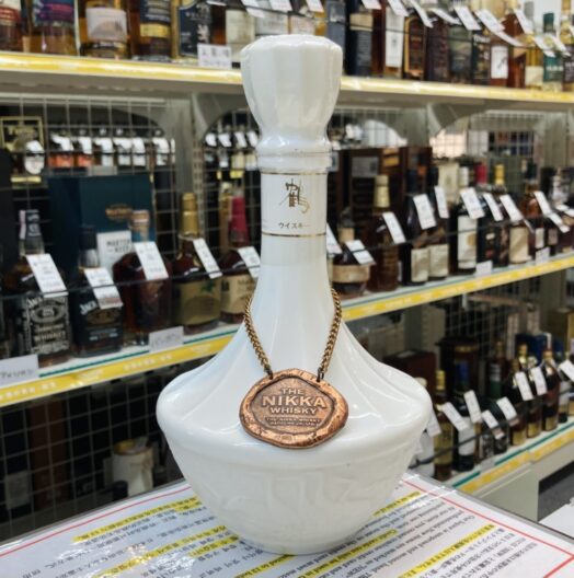 ニッカウヰスキー 鶴 陶器ボトル 1480g