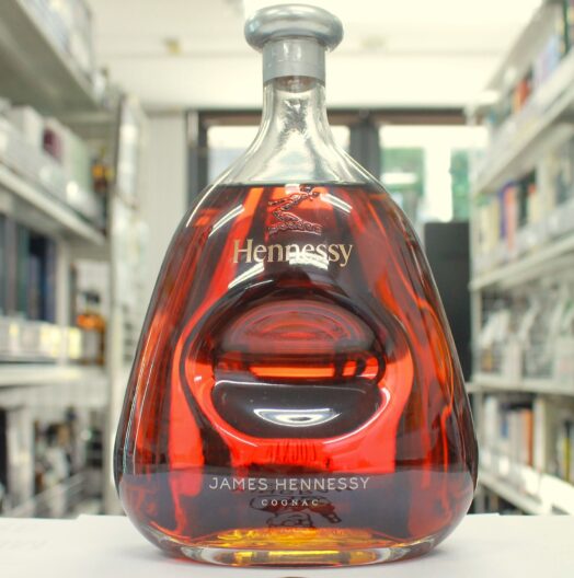 ジェームズ･ヘネシー